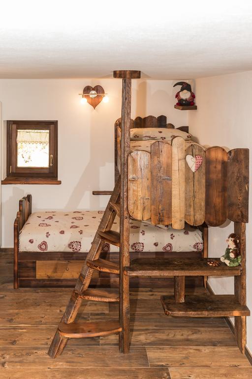 Le Petit Coeur Hotel Fontainemore Ngoại thất bức ảnh